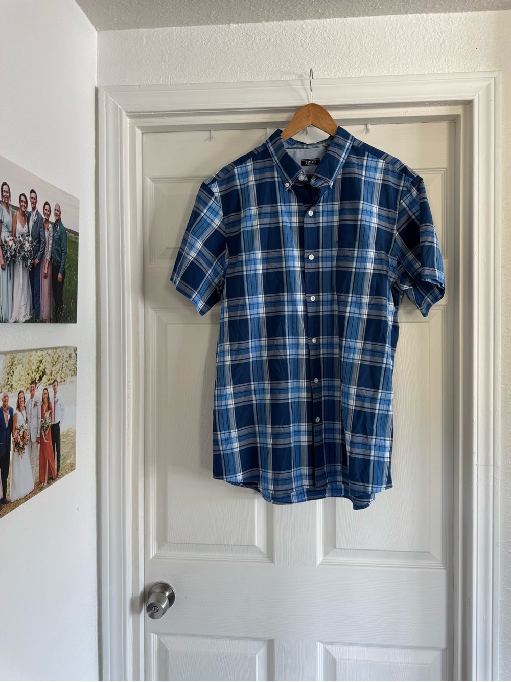 Izod Blue Plaid Short-Sleeve Button-Down Shirt, Size Large